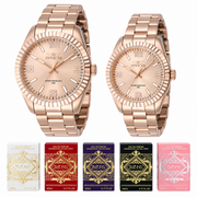 Set de pareja Invicta 47462 y 47477 en oro rosado con esferas rosadas y cinco cajas de mini perfumes Lattafa, separados sobre fondo blanco.