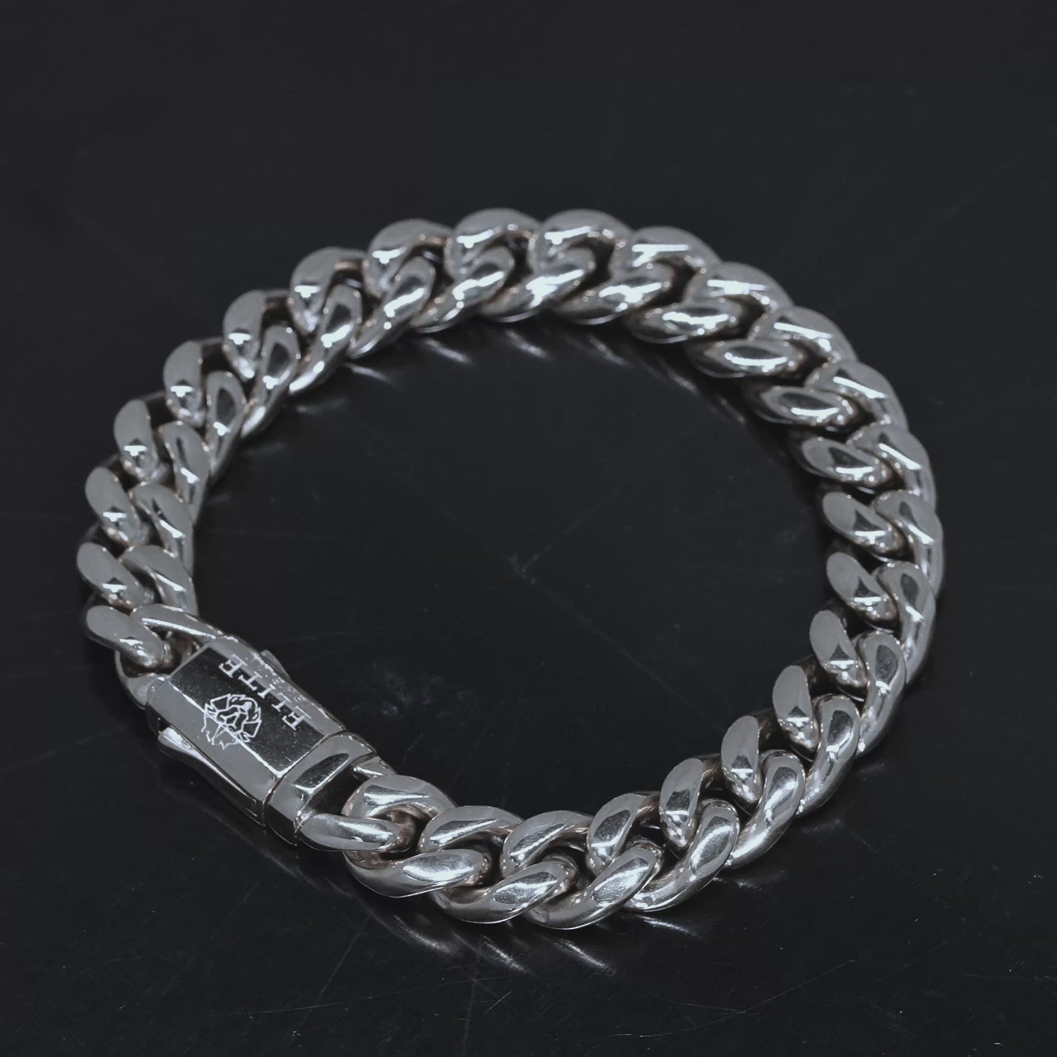 Load video: Pulsera Cubana 10mm Plata
