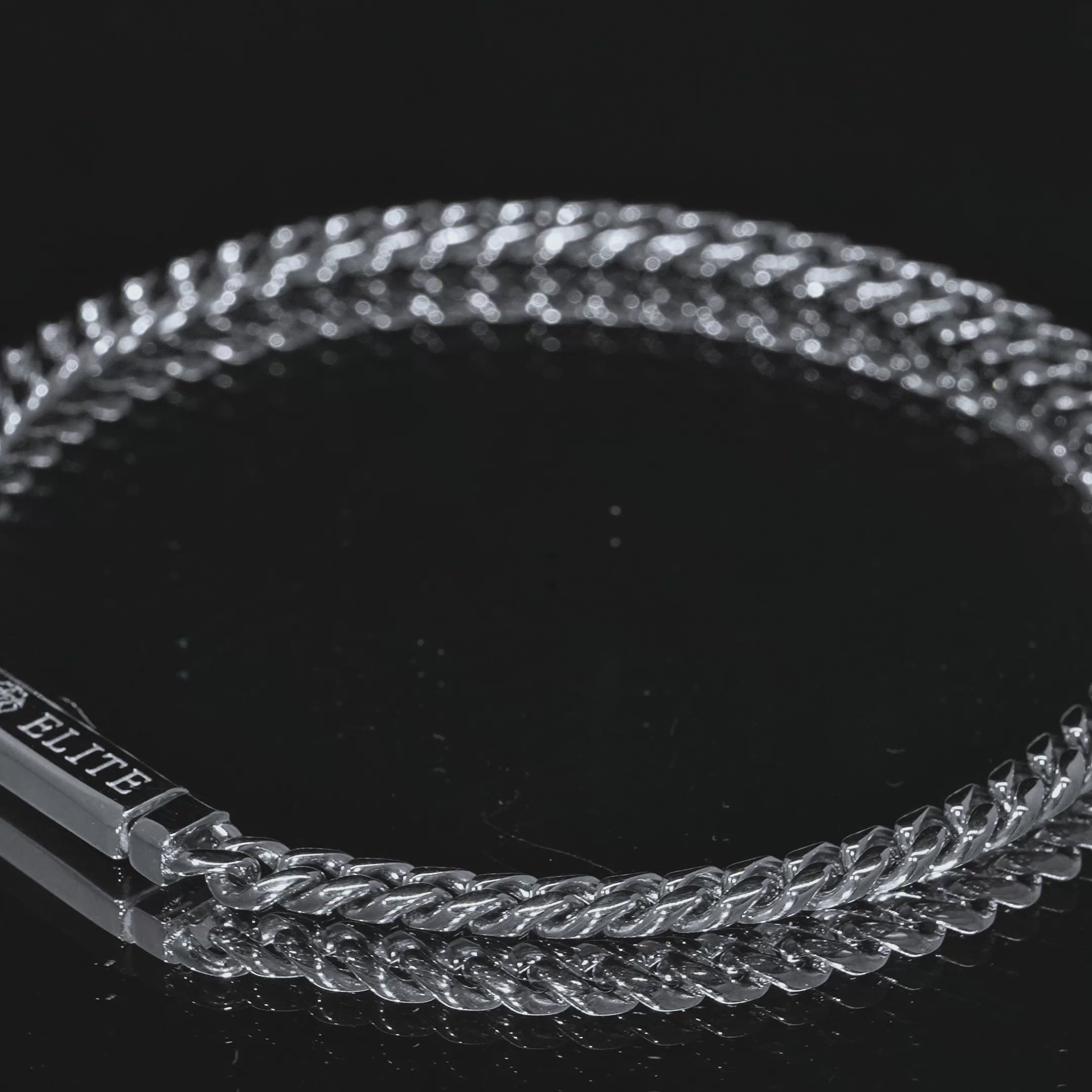 Load video: Pulsera Cubana Miami 5mm Plata