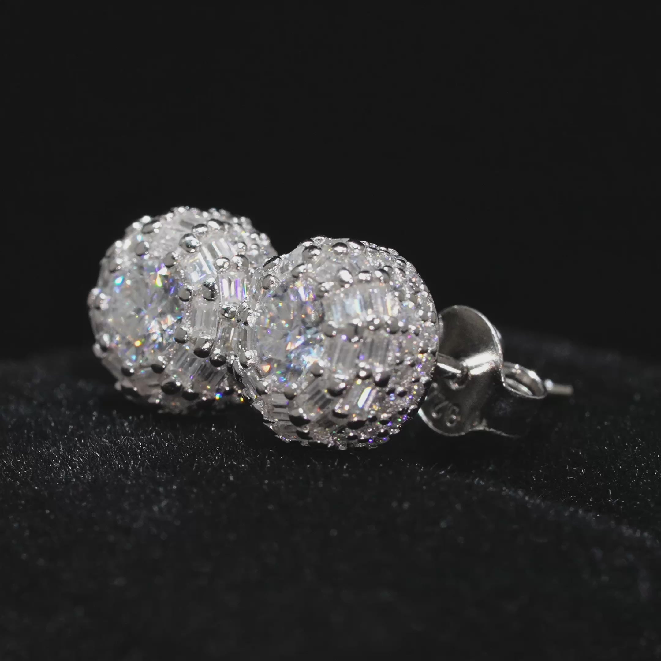 Cargar vídeo: Pantallas Halo Baguette - 100% Moissanite (Plata)