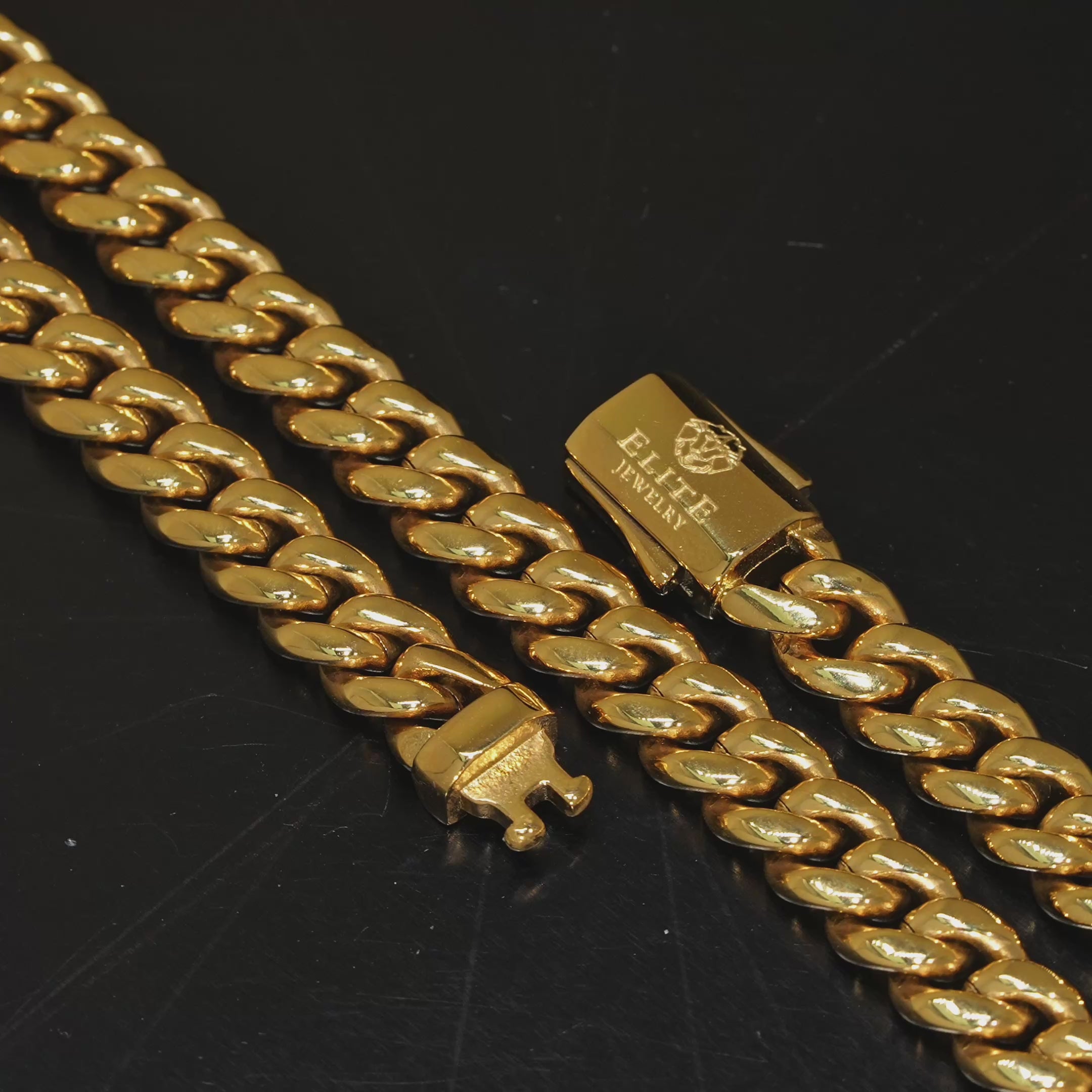 Load video: Oferta #125: Set Cubana 8mm Dorado + Pulsera
