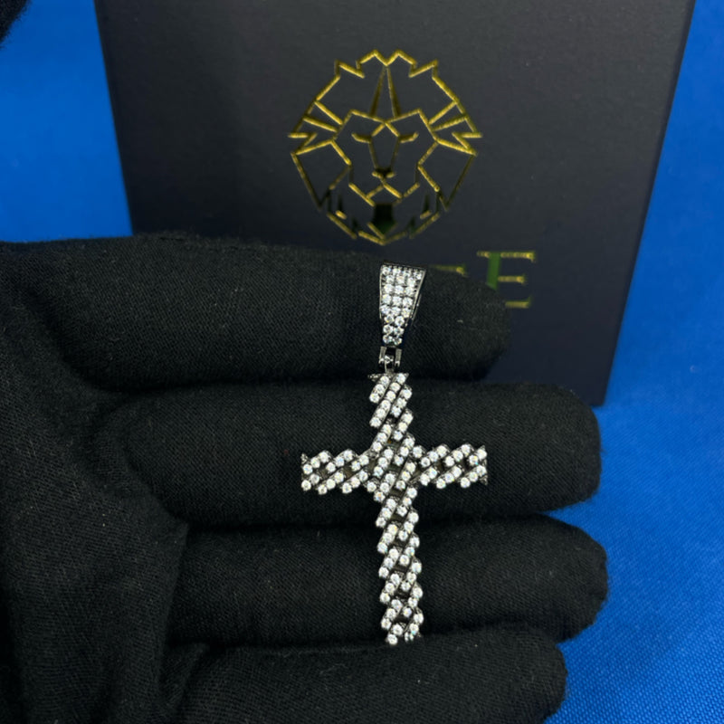 Pendant Cruz Entrelazada Negra