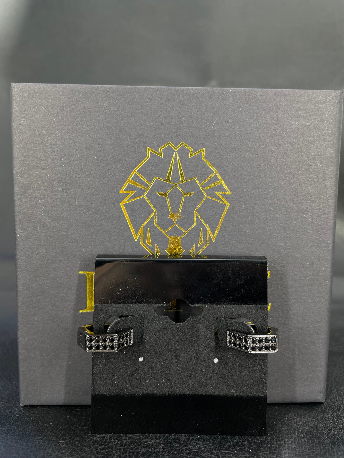 Pantalla 9 Negra - Elite Jewelry Store 