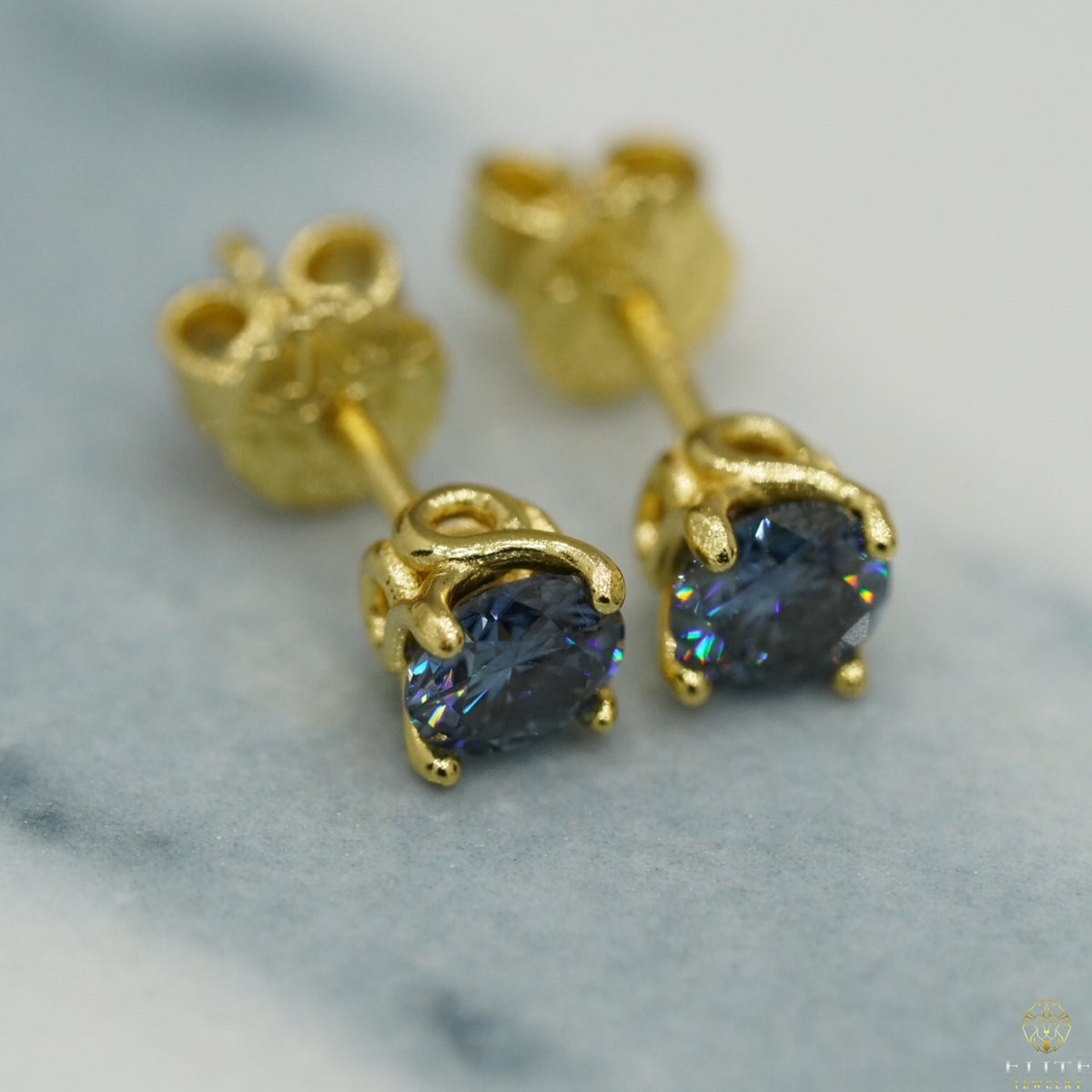 Dormilona Moissanite Azul 5mm (Grande) - Elite Jewelry Store 